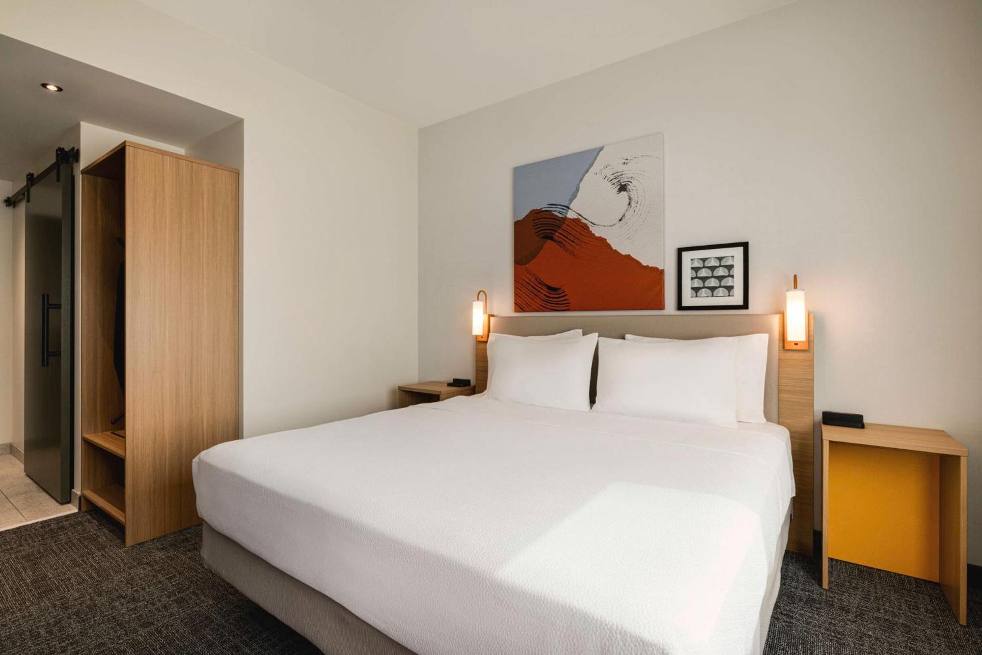 Spark By Hilton Las Vegas Airport Exterior photo